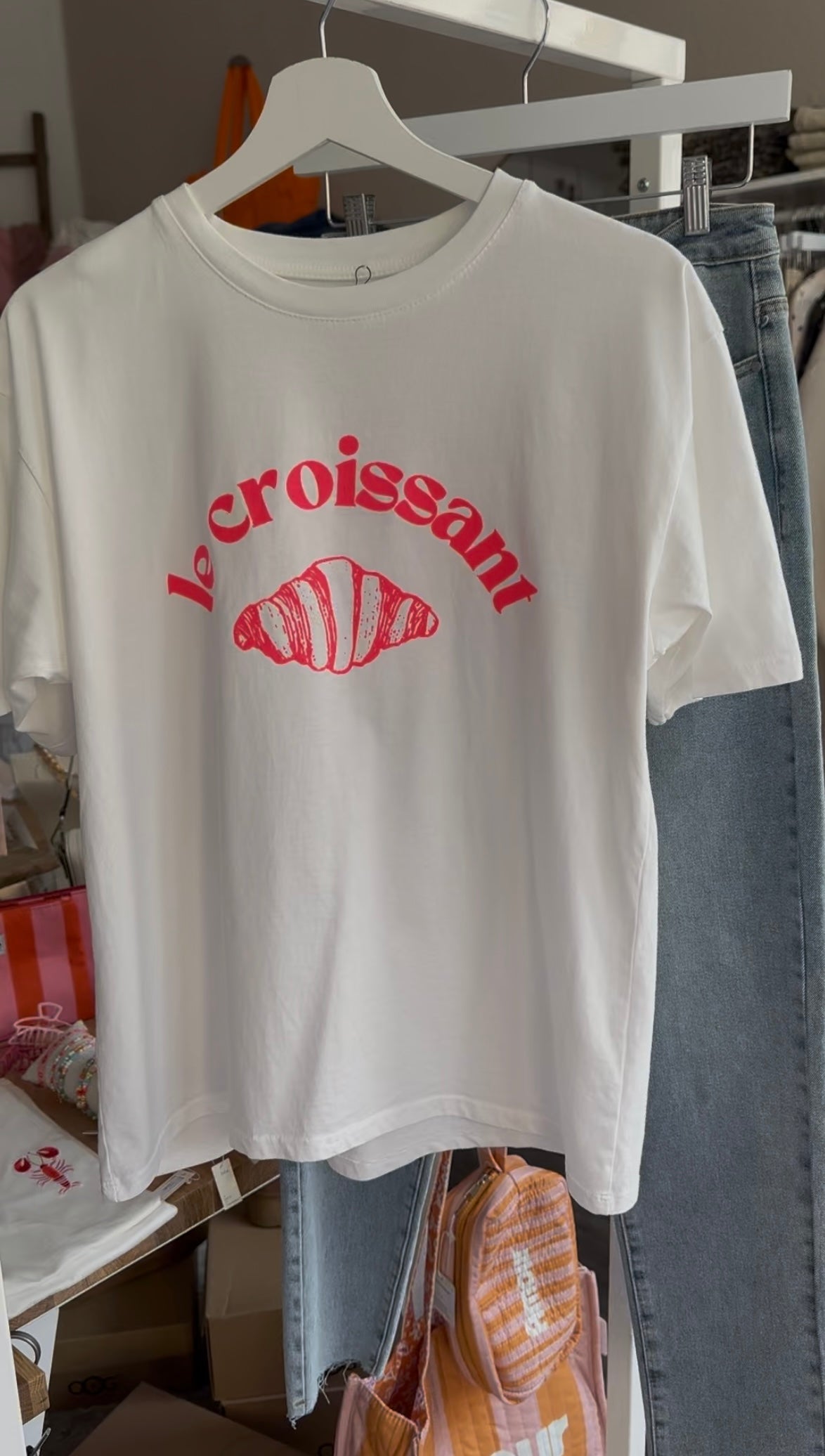 T Shirt Le Croissant in verschiedenen Farben