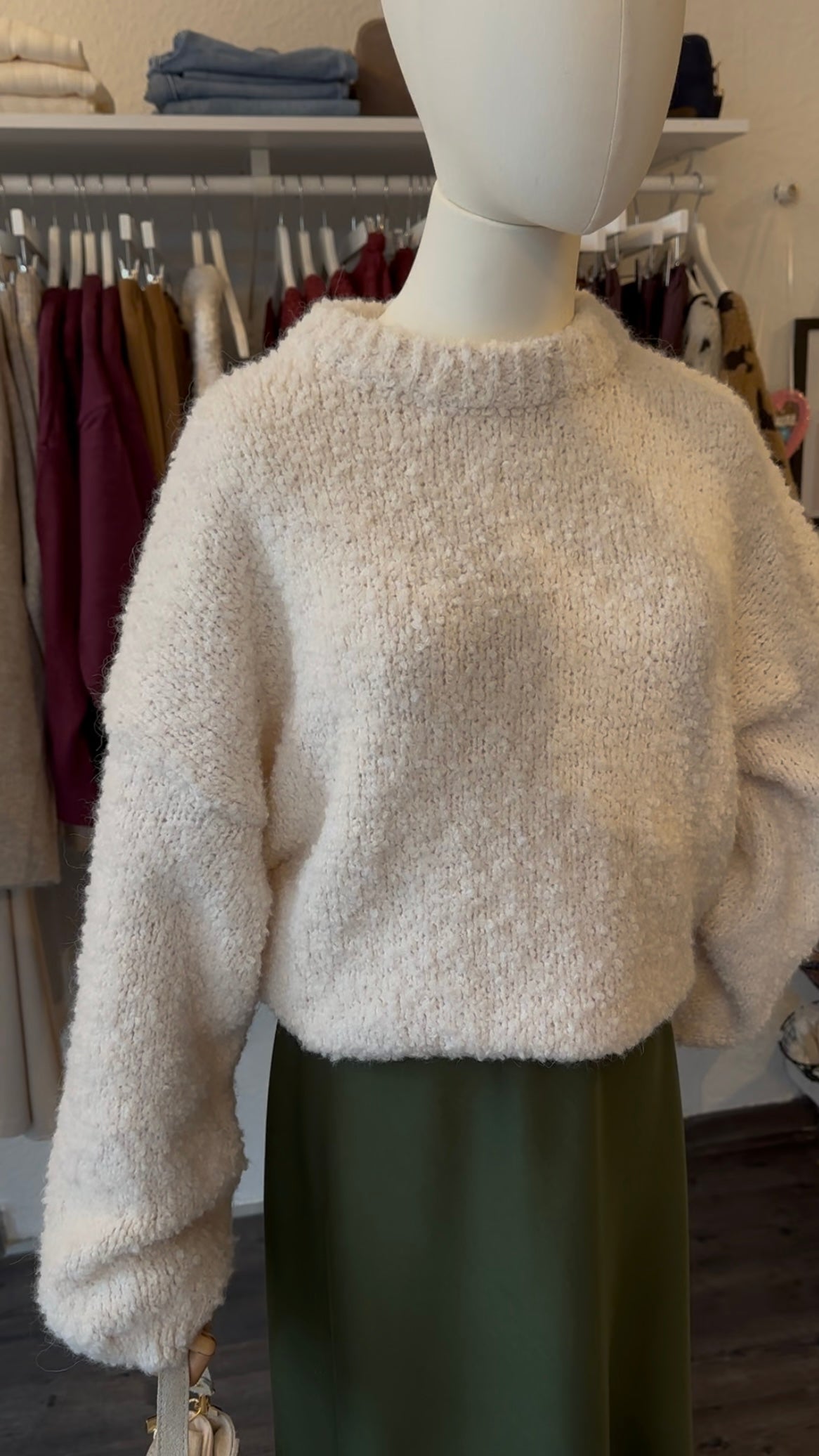 Boucle Pullover Creme